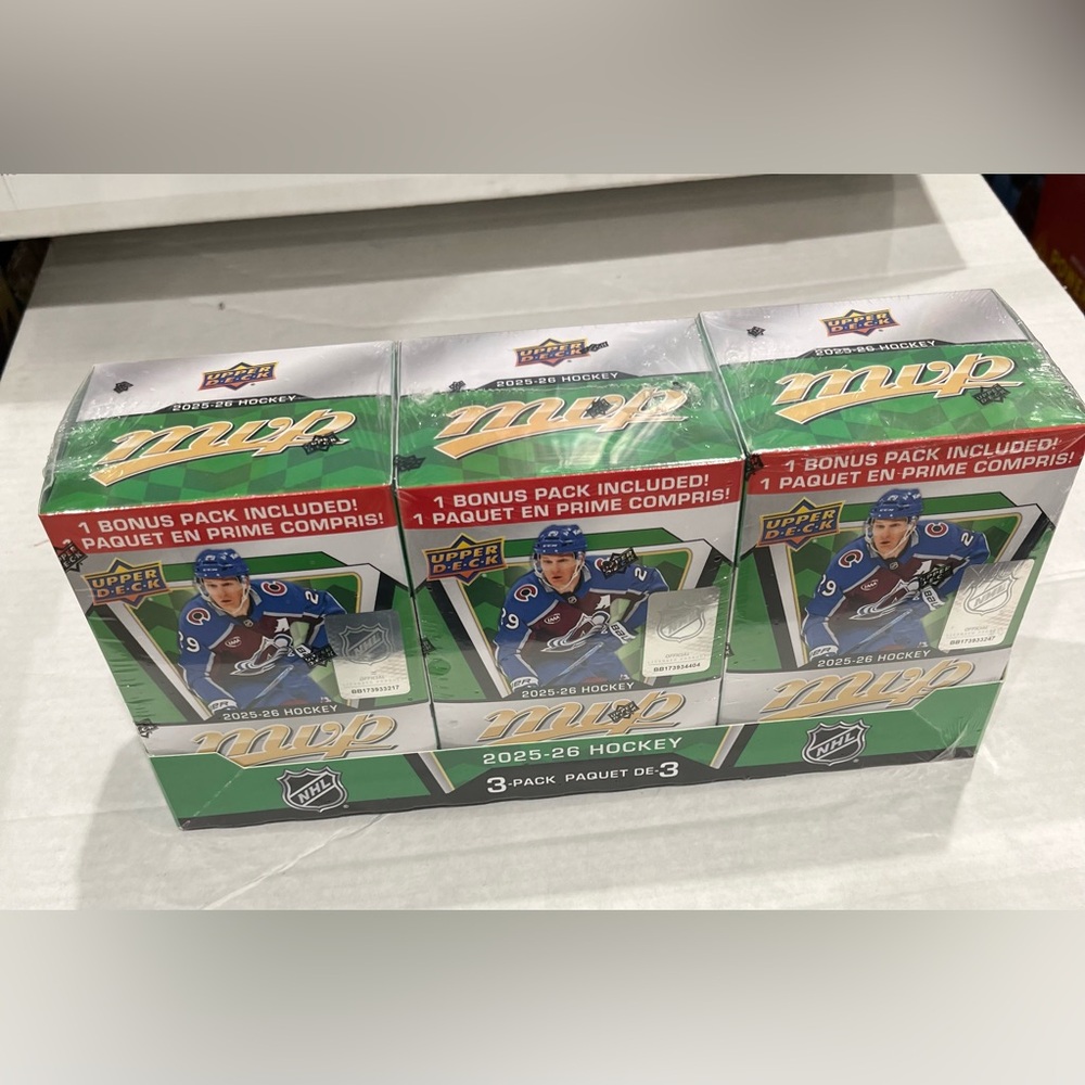 Upper Deck 2025-26 Hockey Card Pack